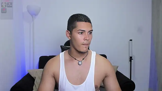 Snapshot of Iamdylan777 chatting on July 18, 2026, 3:33 am Iamdylan777 online show from July 18, 2026, 3:33 am
