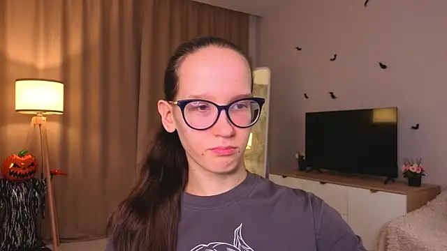 BettyBrowni online show from November 21, 2025, 4:16 pm