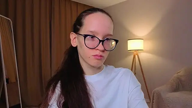 BettyBrowni online show from January 11, 2026, 4:12 pm