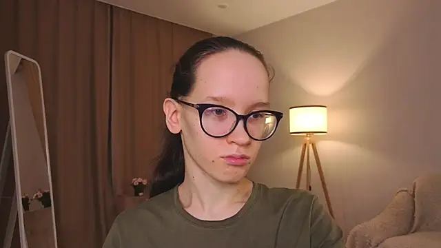 Snapshot of BettyBrowni chatting on February 15, 2026, 4:03 pm BettyBrowni online show from February 15, 2026, 4:03 pm