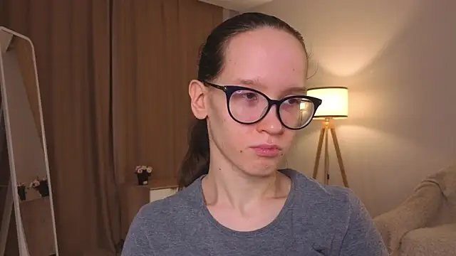 Snapshot of BettyBrowni chatting on February 16, 2026, 4:14 pm BettyBrowni online show from February 16, 2026, 4:14 pm