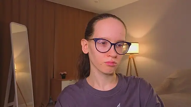 Snapshot of BettyBrowni chatting on February 24, 2026, 4:05 pm BettyBrowni online show from February 24, 2026, 4:05 pm