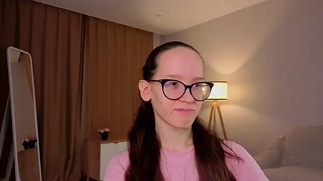 Snapshot of BettyBrowni chatting on March 16, 2026, 4:11 pm BettyBrowni online show from March 16, 2026, 4:11 pm