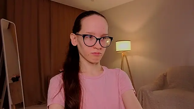 Snapshot of BettyBrowni chatting on March 29, 2026, 4:07 pm BettyBrowni online show from March 29, 2026, 4:07 pm