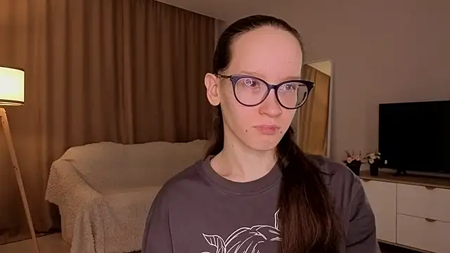 Snapshot of BettyBrowni chatting on April 11, 2026, 4:11 pm BettyBrowni online show from April 11, 2026, 4:11 pm