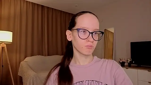 Snapshot of BettyBrowni chatting on April 12, 2026, 4:12 pm BettyBrowni online show from April 12, 2026, 4:12 pm