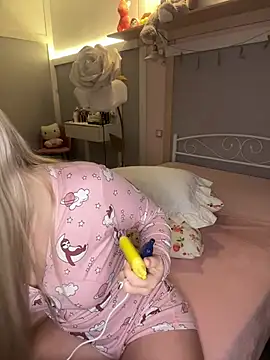 touchme now online show from February 8, 2025, 2:38 pm