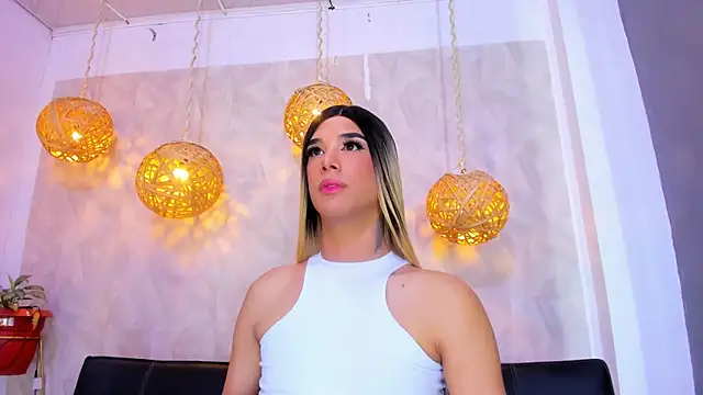 victoria aleia  online show from December 28, 2024, 11:16 pm