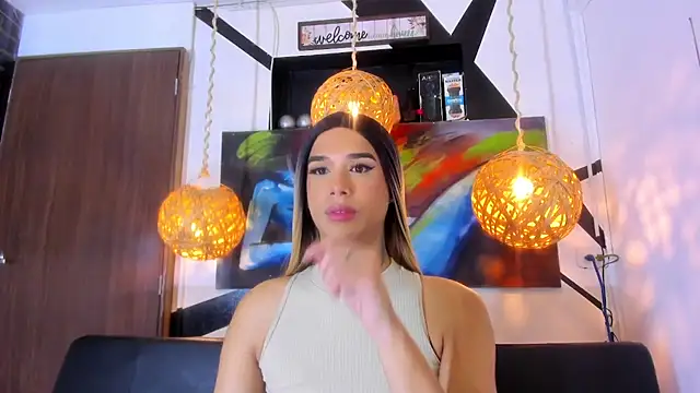 victoria aleia  online show from September 12, 2025, 10:54 pm