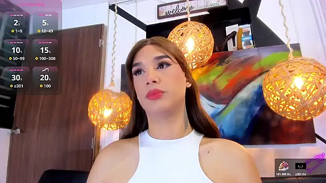 victoria aleia  online show from November 12, 2025, 10:52 pm