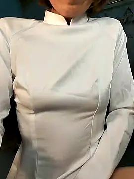 Snapshot of Kami_gaam chatting on January 1, 2025, 12:43 am Kami gaam online show from January 1, 2025, 12:43 am