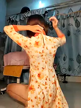 Snapshot of Kami_gaam chatting on January 4, 2025, 4:01 am Kami gaam online show from January 4, 2025, 4:01 am