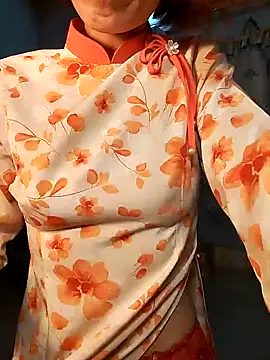 Snapshot of Kami_gaam chatting on January 9, 2025, 9:26 pm Kami gaam online show from January 9, 2025, 9:26 pm