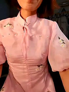 Snapshot of Kami_gaam chatting on January 13, 2025, 7:31 pm Kami gaam online show from January 13, 2025, 7:31 pm