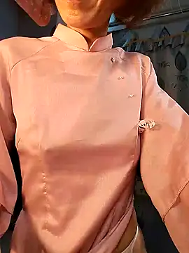 Snapshot of Kami_gaam chatting on January 24, 2025, 7:28 pm Kami gaam online show from January 24, 2025, 7:28 pm