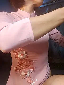 Snapshot of Kami_gaam chatting on February 1, 2025, 4:44 pm Kami gaam online show from February 1, 2025, 4:44 pm