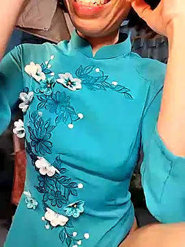 Snapshot of Kami_gaam chatting on February 3, 2025, 3:59 pm Kami gaam online show from February 3, 2025, 3:59 pm