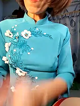 Snapshot of Kami_gaam chatting on February 13, 2025, 4:00 am Kami gaam online show from February 13, 2025, 4:00 am