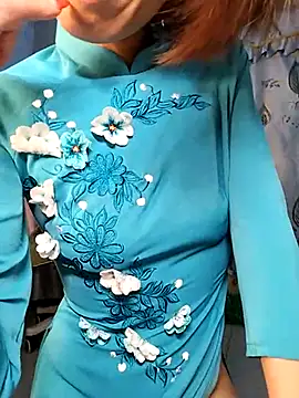 Snapshot of Kami_gaam chatting on February 17, 2025, 12:48 pm Kami gaam online show from February 17, 2025, 12:48 pm