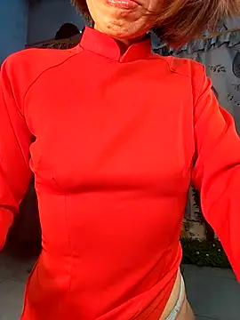 Snapshot of Kami_gaam chatting on February 18, 2025, 12:59 am Kami gaam online show from February 18, 2025, 12:59 am