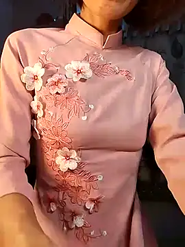 Snapshot of Kami_gaam chatting on February 18, 2025, 10:03 pm Kami gaam online show from February 18, 2025, 10:03 pm