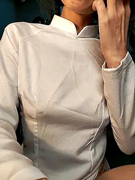 Snapshot of Kami_gaam chatting on February 20, 2025, 9:53 pm Kami gaam online show from February 20, 2025, 9:53 pm