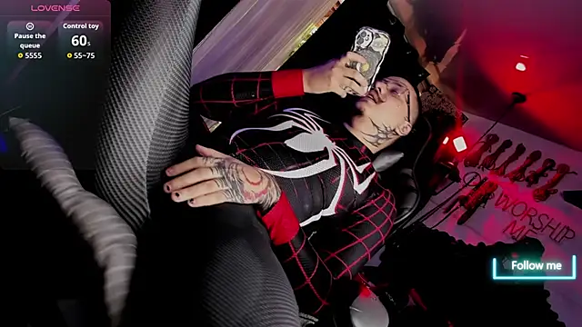 allanhurtss online show from October 18, 2025, 5:14 pm