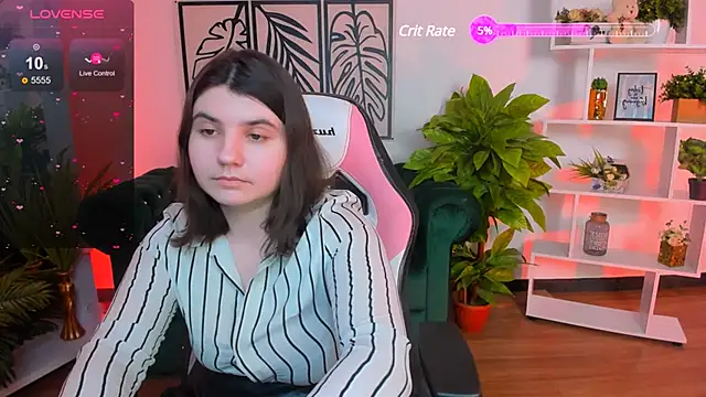 Viola  Shy online show from February 19, 2025, 1:40 am