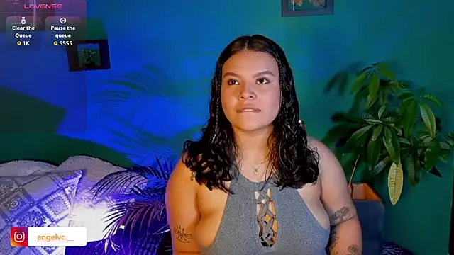 Anne Babb online show from September 25, 2025, 12:03 am