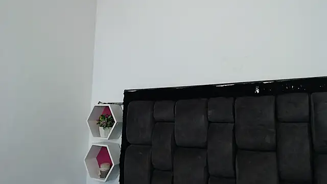 Snapshot of Emma_Evelyn chatting on January 24, 2025, 3:13 pm Emma Evelyn online show from January 24, 2025, 3:13 pm