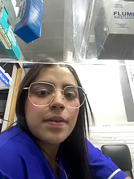 Snapshot of Sweett_Mollyy chatting on July 12, 2026, 12:34 am Sweett Mollyy online show from July 12, 2026, 12:34 am
