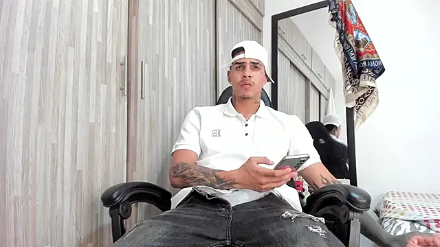 Ak Gil online show from October 18, 2025, 5:54 am