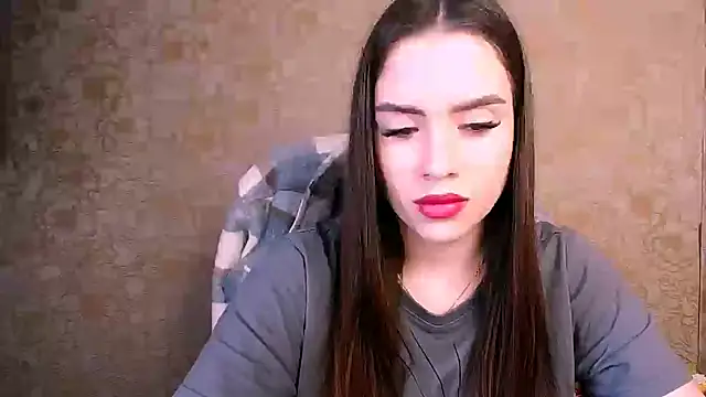  your fantasy girl online show from April 18, 2026, 9:35 am