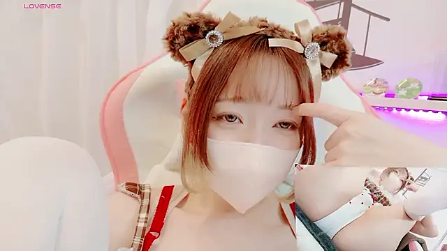 Snapshot of yuayua854 chatting on May 3, 2026, 4:29 am yuayua854 online show from May 3, 2026, 4:29 am