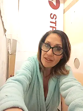 JasmineNoir2 online show from February 21, 2025, 9:22 pm