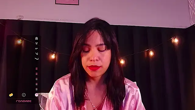 littleebluee online show from February 3, 2025, 2:03 am