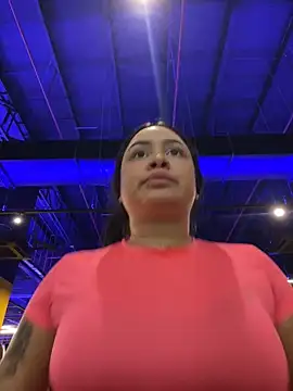 Pretty Isadora online show from January 28, 2025, 1:50 am