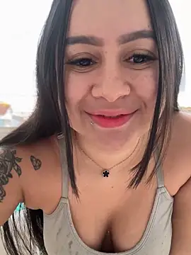 Pretty Isadora online show from September 28, 2025, 11:15 am