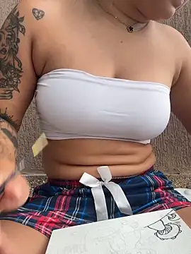 Pretty Isadora online show from March 3, 2026, 9:21 pm