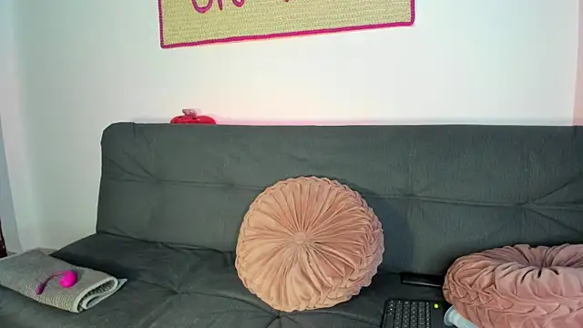 on tefa online show from April 5, 2026, 3:20 pm