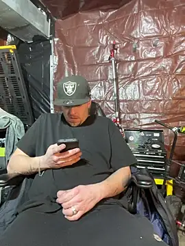 joeycbigcock online show from January 25, 2025, 3:09 am