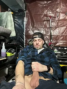 joeycbigcock online show from January 27, 2025, 9:33 pm