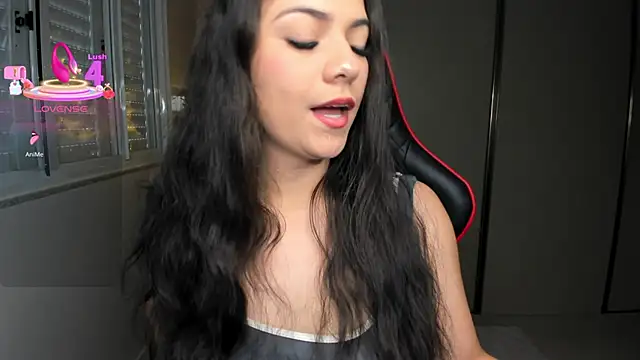 Snapshot of ivyy_scott chatting on November 29, 2025, 9:12 am ivyy scott online show from November 29, 2025, 9:12 am
