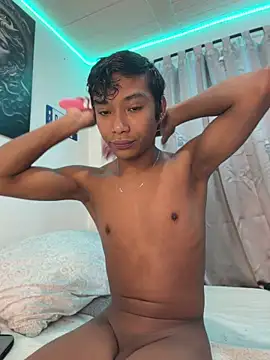 Snapshot of alejo_cute chatting on June 18, 2026, 12:31 pm alejo cute online show from June 18, 2026, 12:31 pm