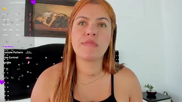 Alexandra Torress online show from November 15, 2025, 3:52 pm