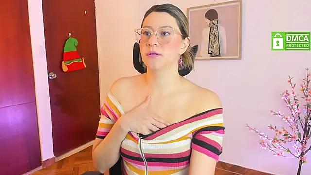 Chanelll Taylorr  online show from December 19, 2024, 12:56 pm