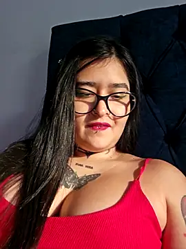 ZTahya online show from April 16, 2026, 9:39 pm