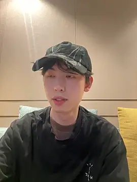 1a1a1alll online show from February 13, 2025, 2:20 pm