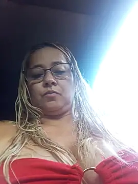 Snapshot of natally_ross21 chatting on December 25, 2024, 11:54 am natally ross21 online show from December 25, 2024, 11:54 am