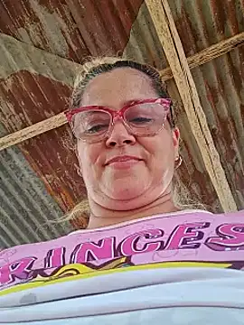 Snapshot of natally_ross21 chatting on February 5, 2025, 4:25 pm natally ross21 online show from February 5, 2025, 4:25 pm